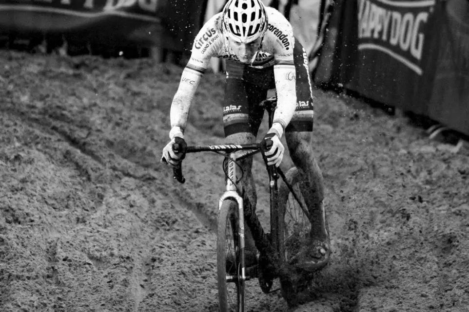 WhatsApp Image 2024-12-12 at 16.15.40